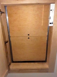 PLI Dumbwaiter doors closed position